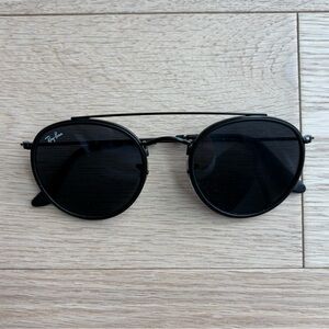 Ray-Ban Classic Black Round Sunglasses